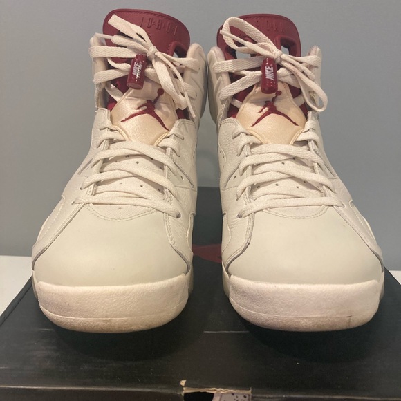 Jordan 6 Maroon size 10 - Picture 3 of 7